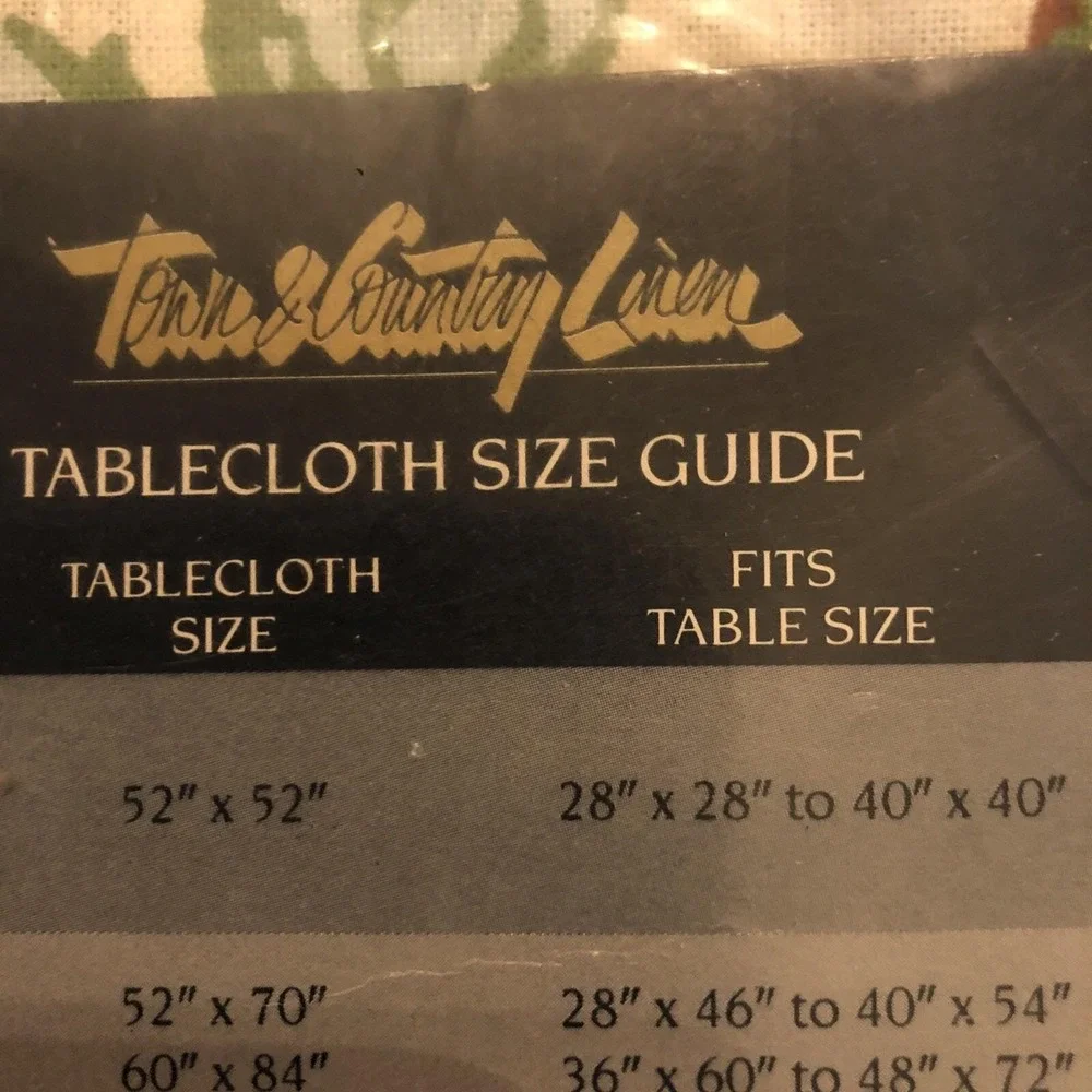 Town & Country Linen Classics Priscilla Tablecloth New 1990 52